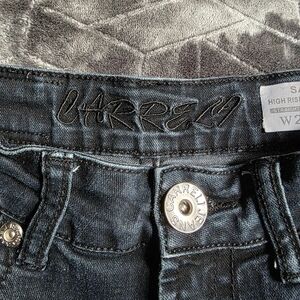 Womans High Rise Straight LEG Jeans - Black